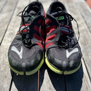 Brooks Pure Grit 2 Size 11 Trail Running Shoes (good used condition)